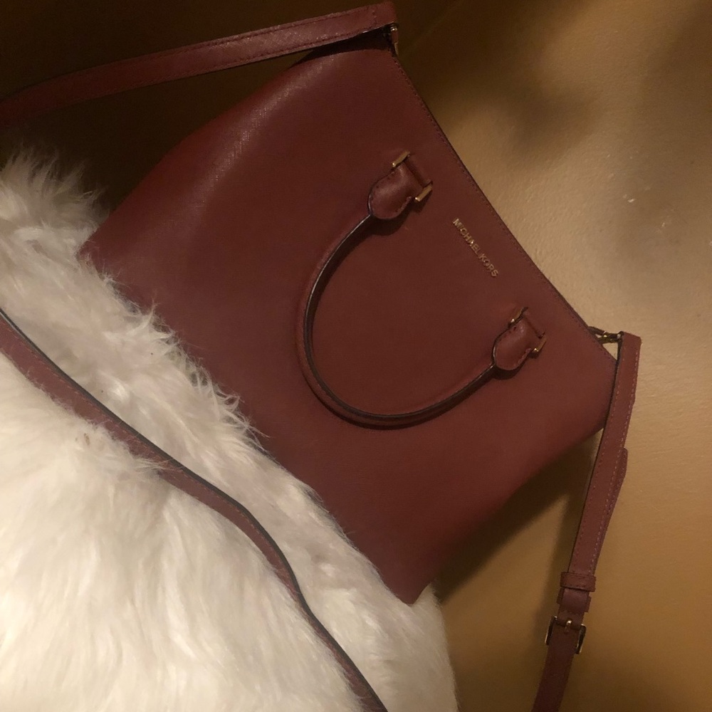 MICHAEL KORS Savannah satchel in Auburn color